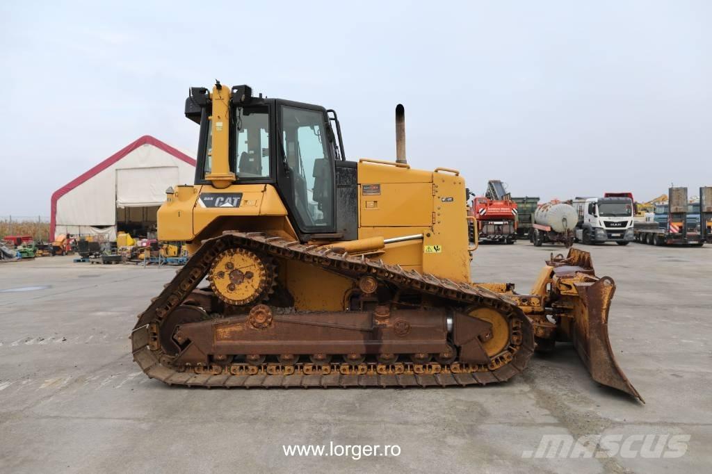 CAT D 6 N Kāpurķēžu buldozeri