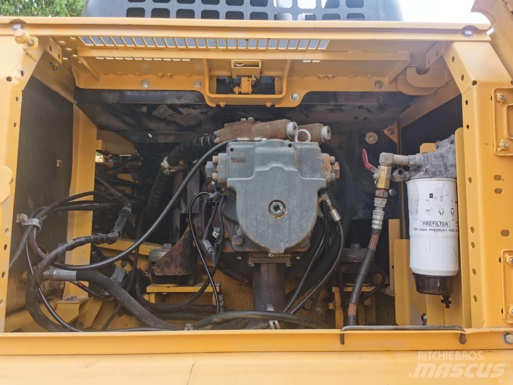 Komatsu PC 400-7 Kāpurķēžu ekskavatori
