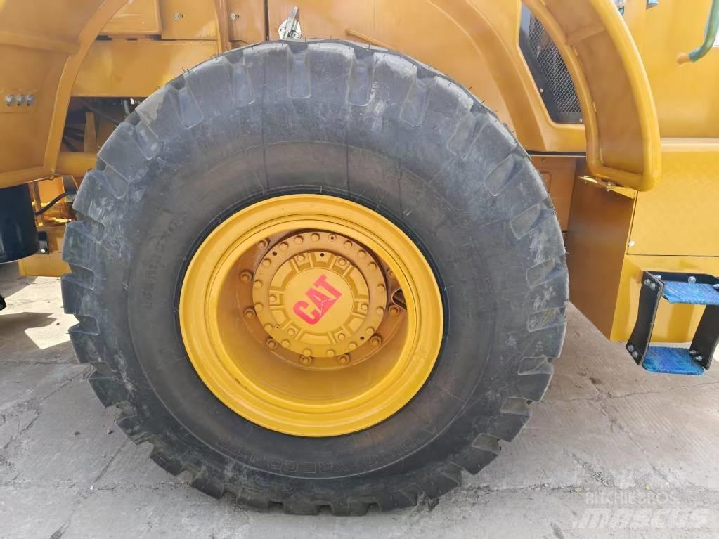 CAT 950 GC Iekrāvēji uz riteņiem