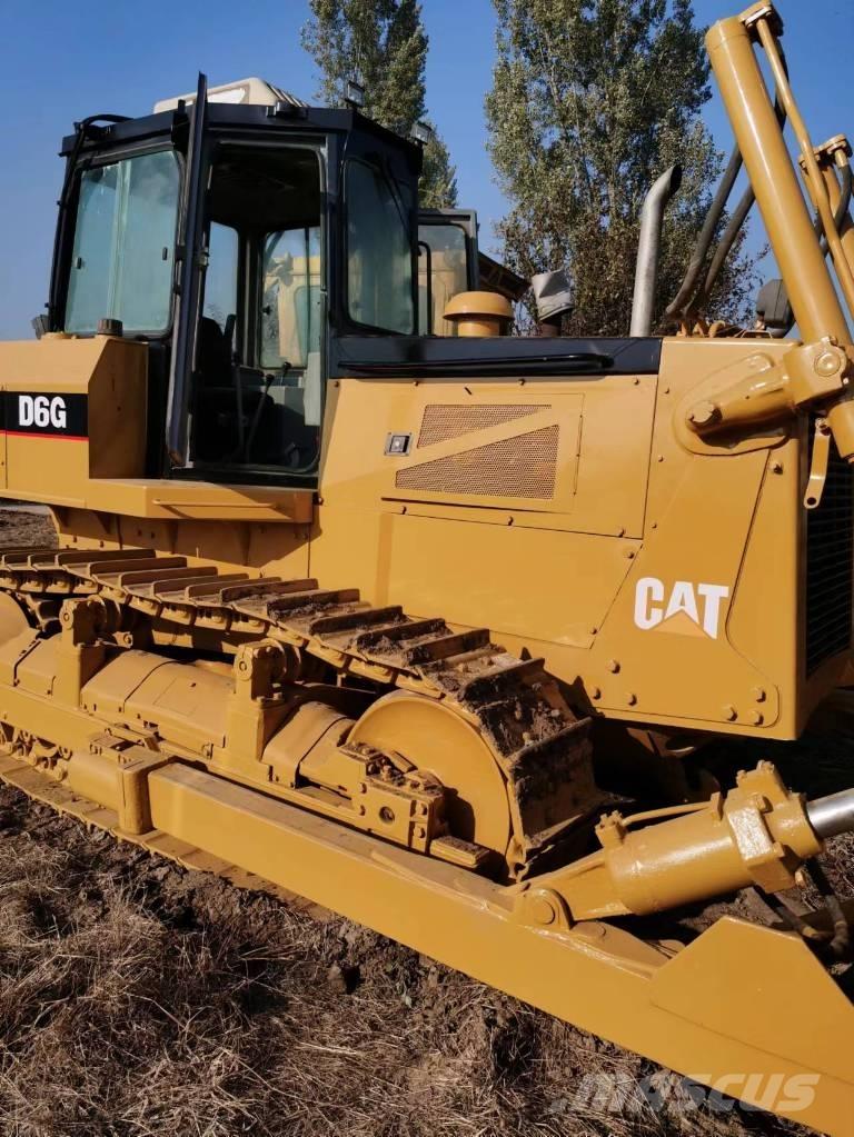 CAT D 6 G Kāpurķēžu buldozeri