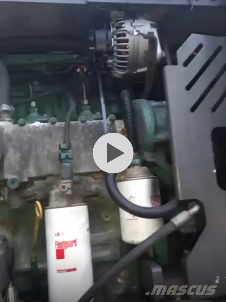 Volvo EW 140 B Ekskavatori uz riteņiem