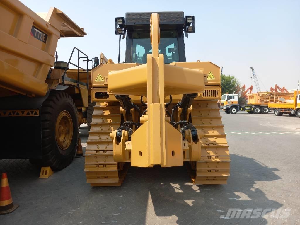 CAT D8T (Jebel Ali) Kāpurķēžu buldozeri