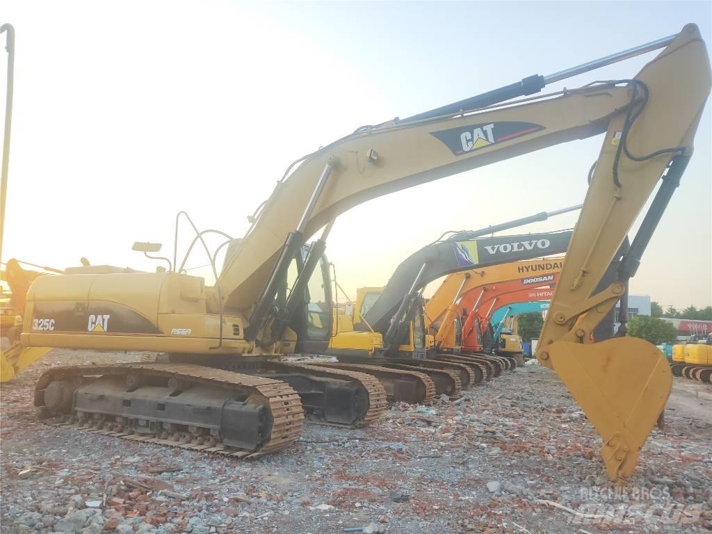 CAT 325 C Kāpurķēžu ekskavatori