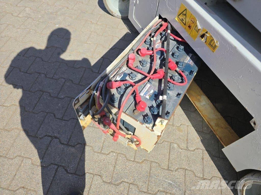 Genie GS 4047 Šķerveida pacēlāji