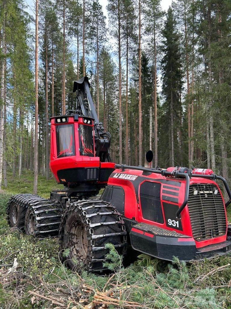 Komatsu 931 Harvesteri