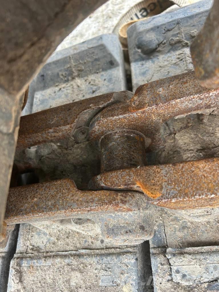 Komatsu PC 138 US-11 Kāpurķēžu ekskavatori