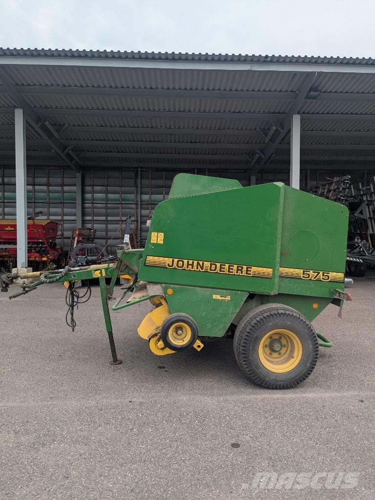 John Deere 575 Rituļu preses