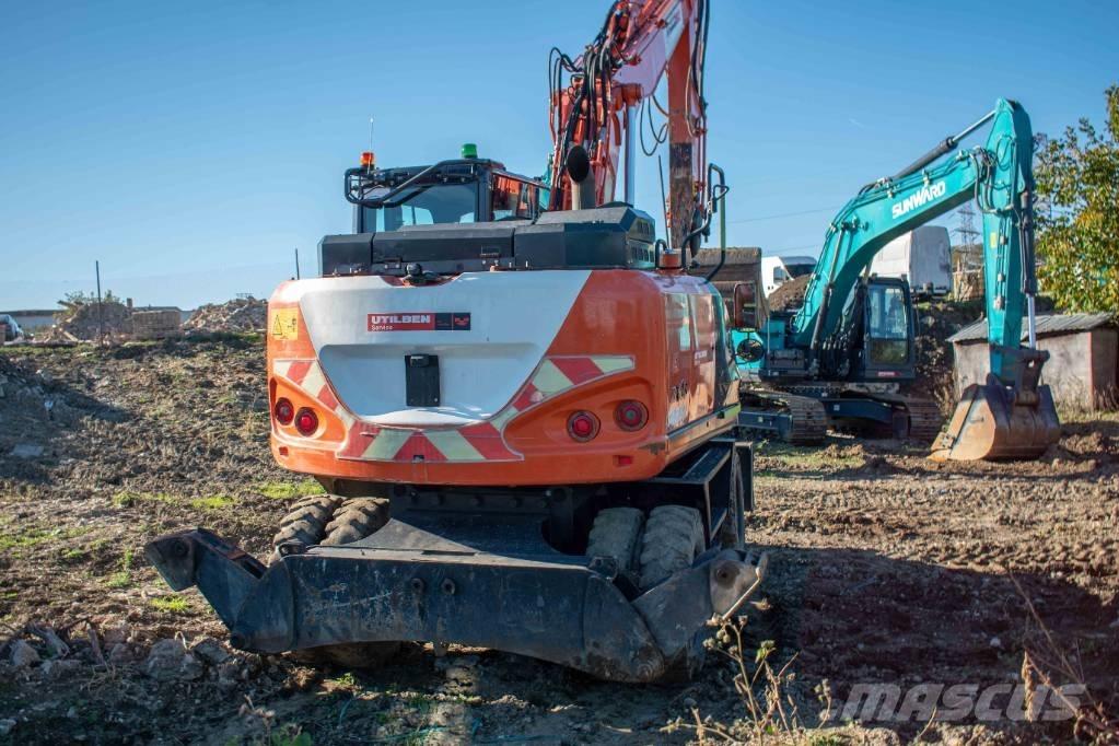  Hitach ZX 145 Ekskavatori uz riteņiem