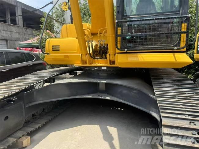 Komatsu PC 220-8 Kāpurķēžu ekskavatori