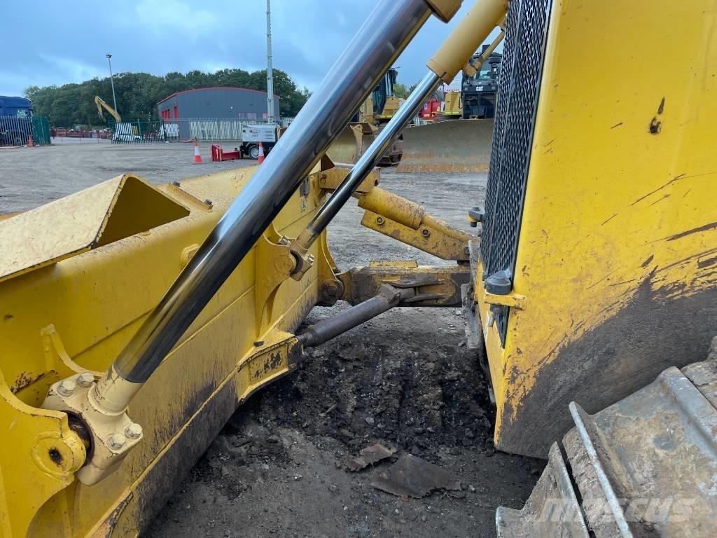 Komatsu D 65 PX-18E0 Kāpurķēžu buldozeri