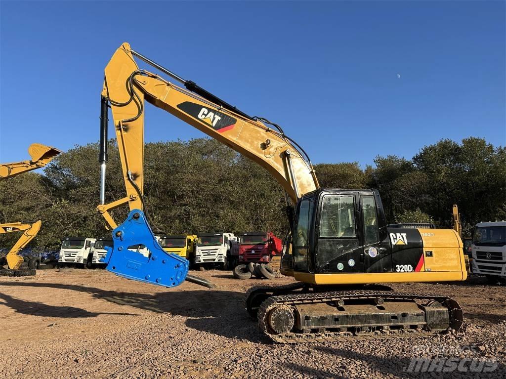 CAT 320 D L Kāpurķēžu ekskavatori