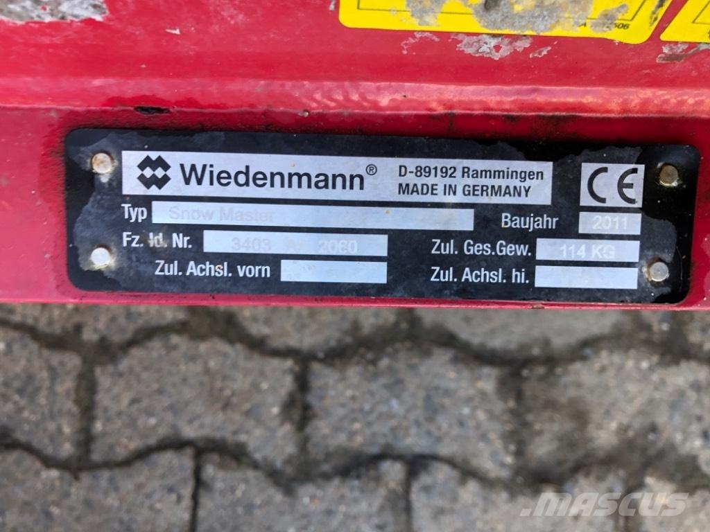 Shibaura ST 324 HST Kompaktie traktori