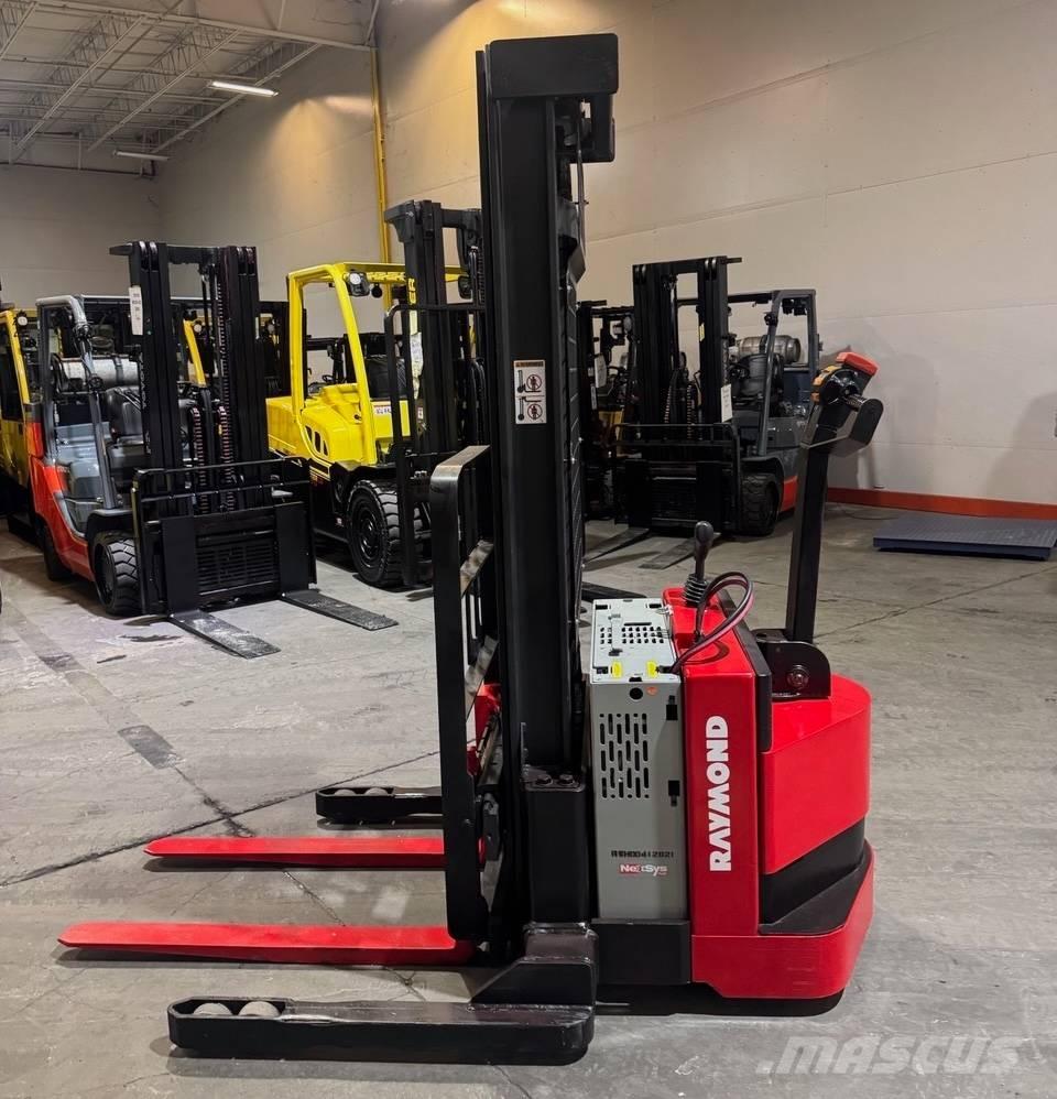 Raymond RSS40 Pašgājēji krautnētāji