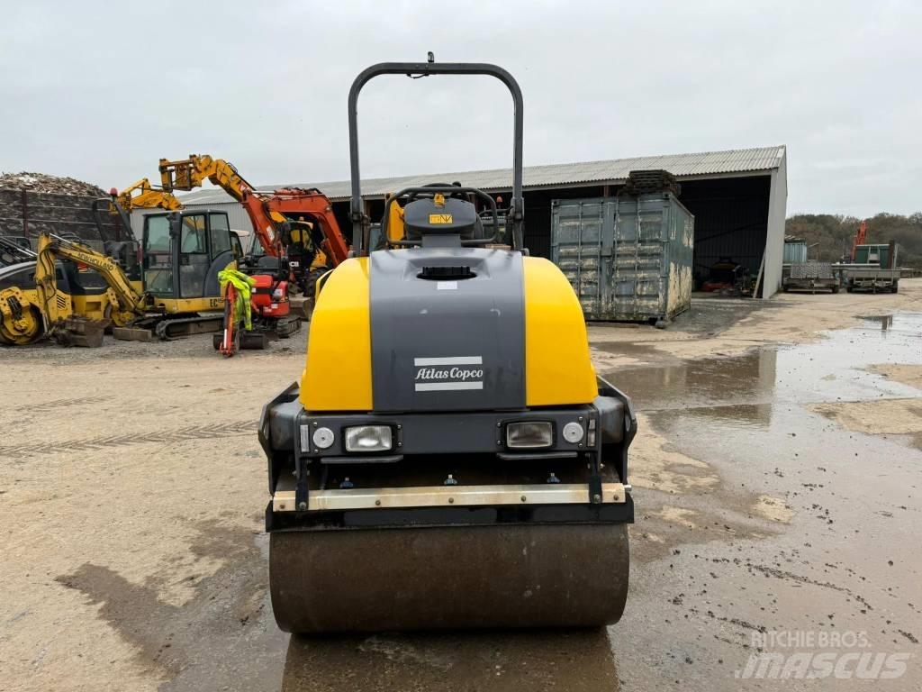 Dynapac CC 1200 Divvalču grunts veltņi