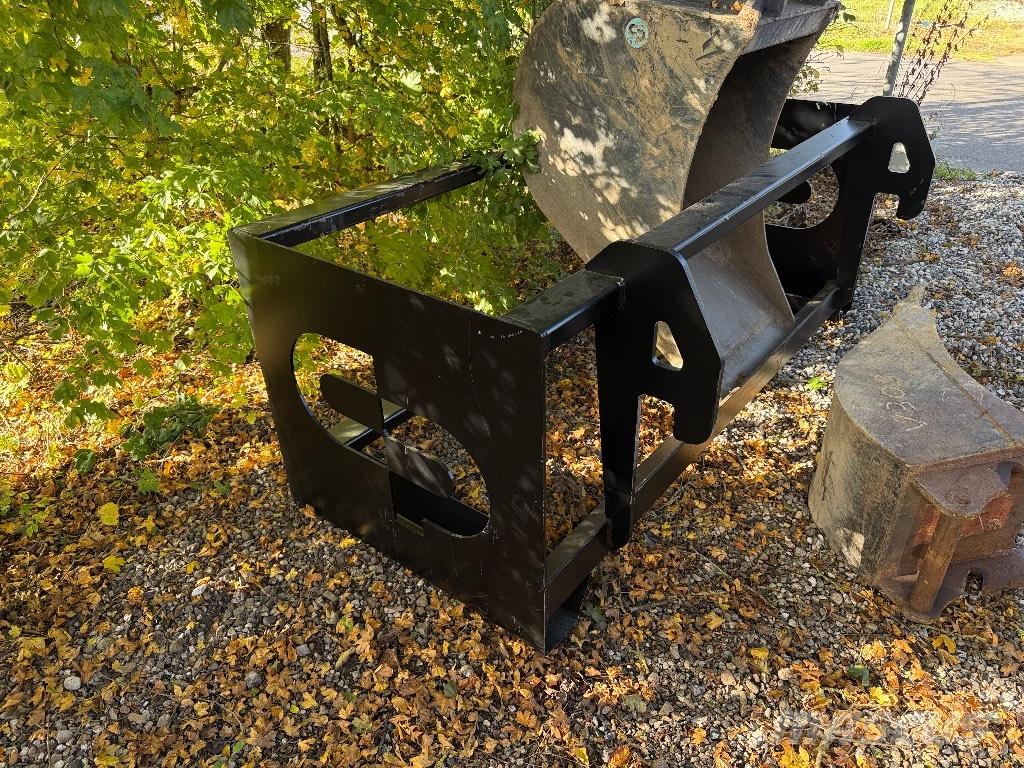 Takeuchi TB 260 Kāpurķēžu ekskavatori