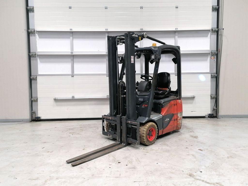 Linde E12-02 Elektriskie iekrāvēji