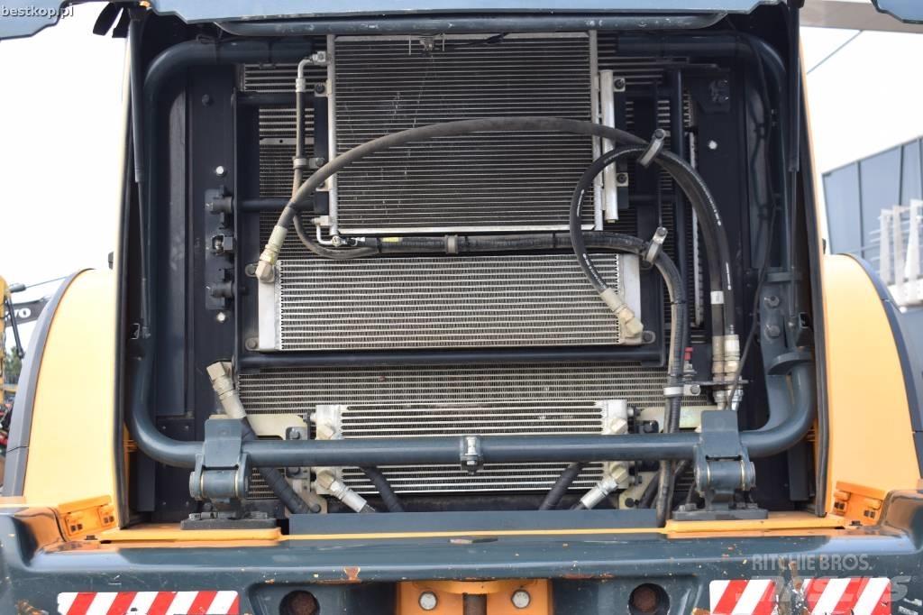 Hyundai HL 965 Iekrāvēji uz riteņiem