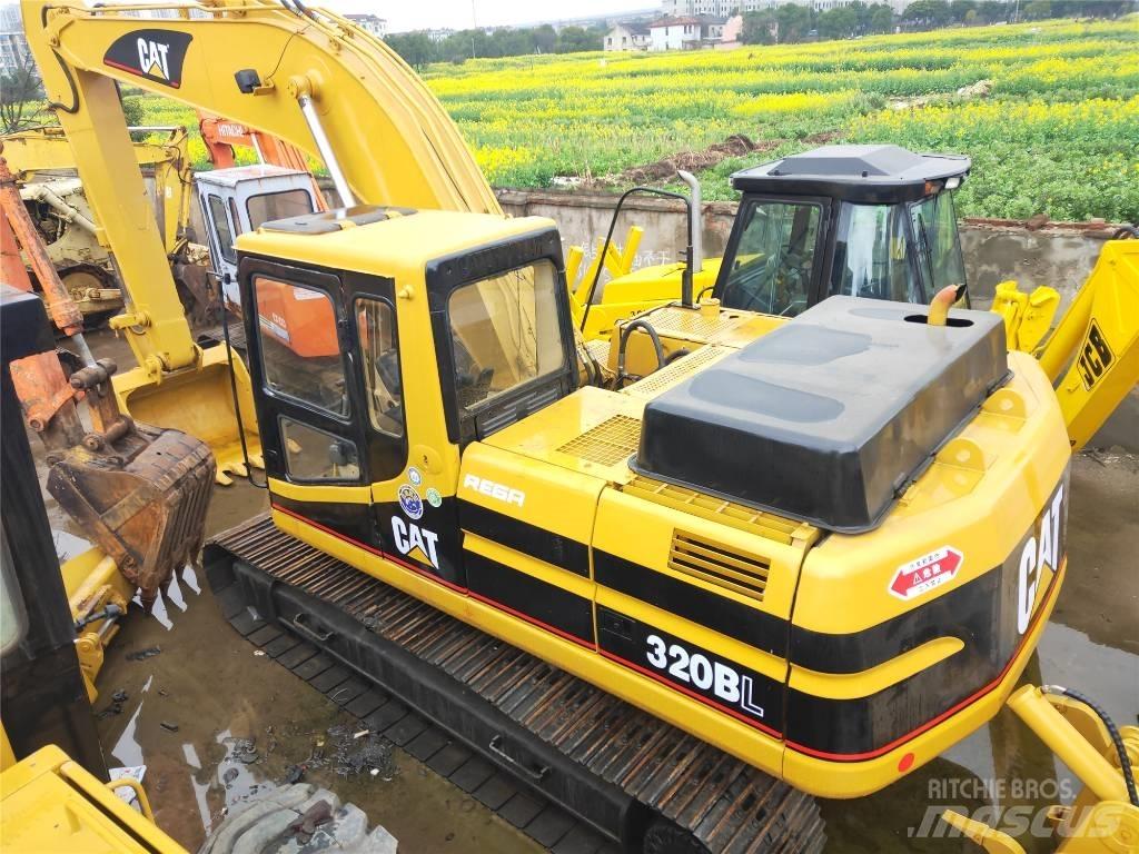 CAT 320B Kāpurķēžu ekskavatori