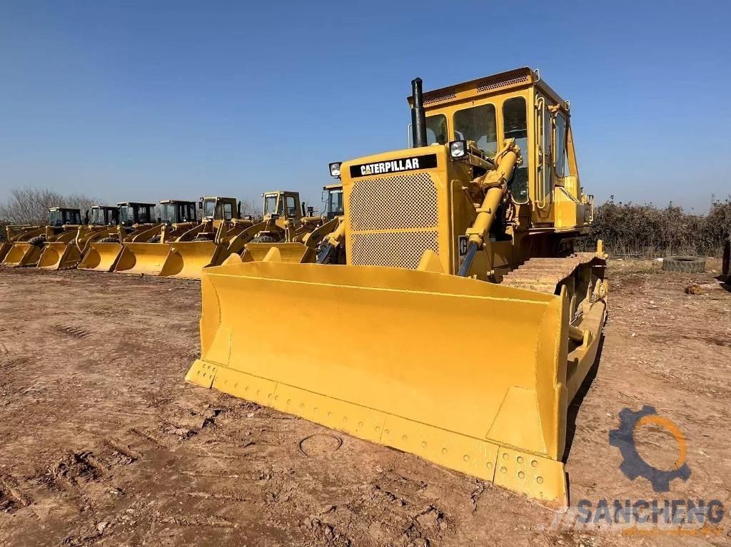 CAT D8K Kāpurķēžu buldozeri
