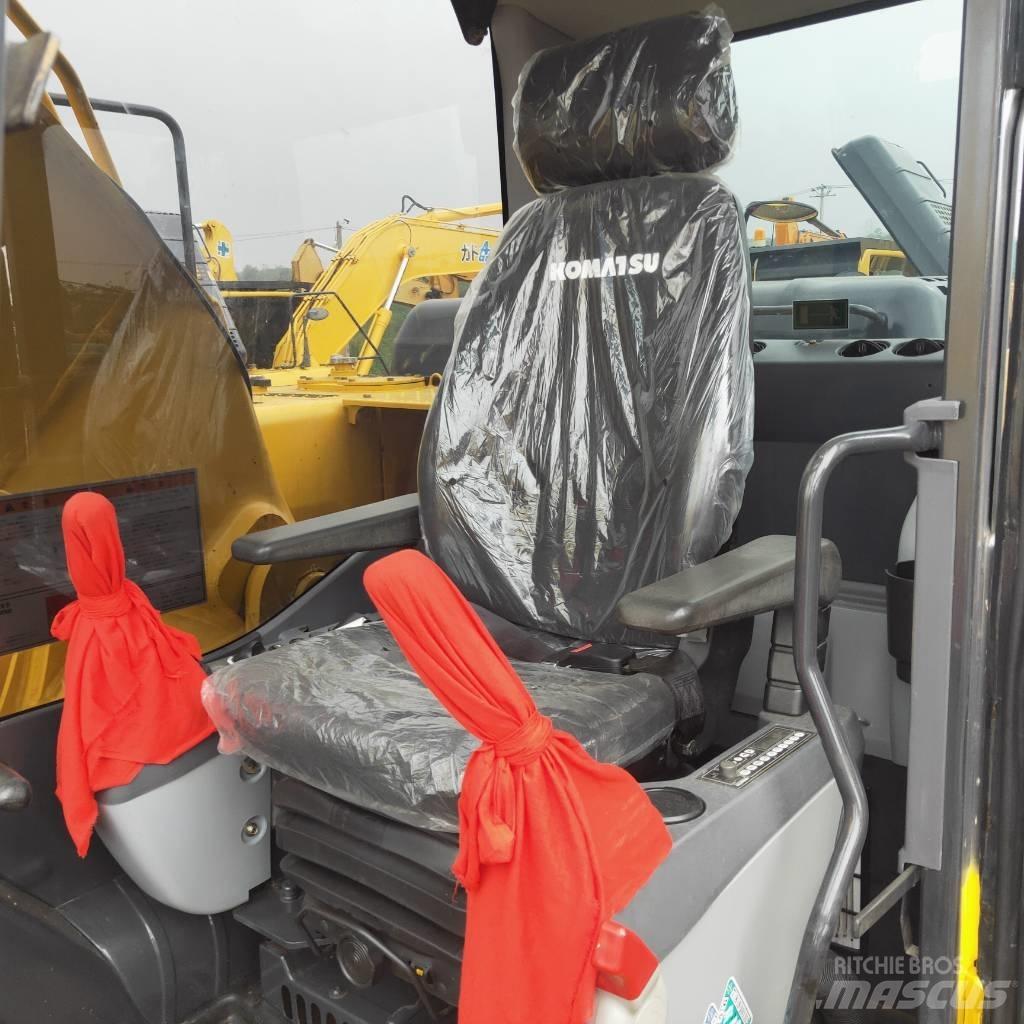 Komatsu PC200-8 Kāpurķēžu ekskavatori