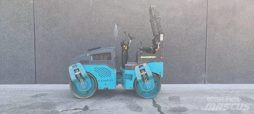 Bomag BW 100 AD-4 Divvalču grunts veltņi