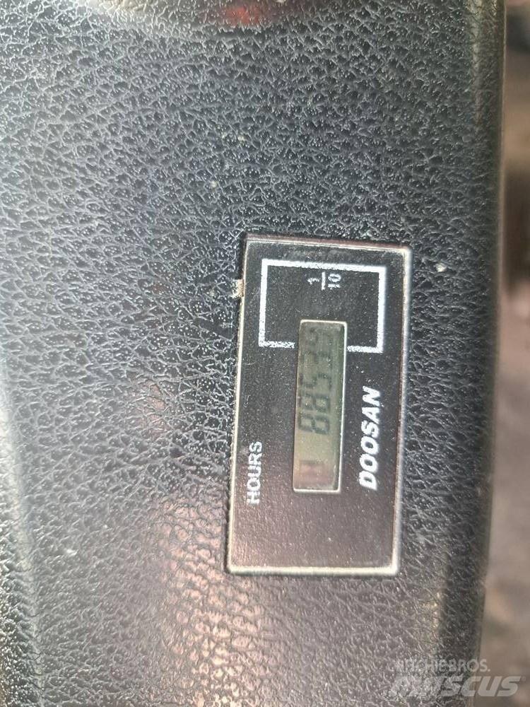 Doosan DL 420-5 Iekrāvēji uz riteņiem