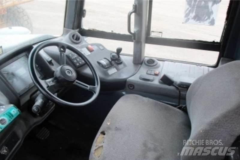 Bell B30D Artikulētie pašizgāzēji