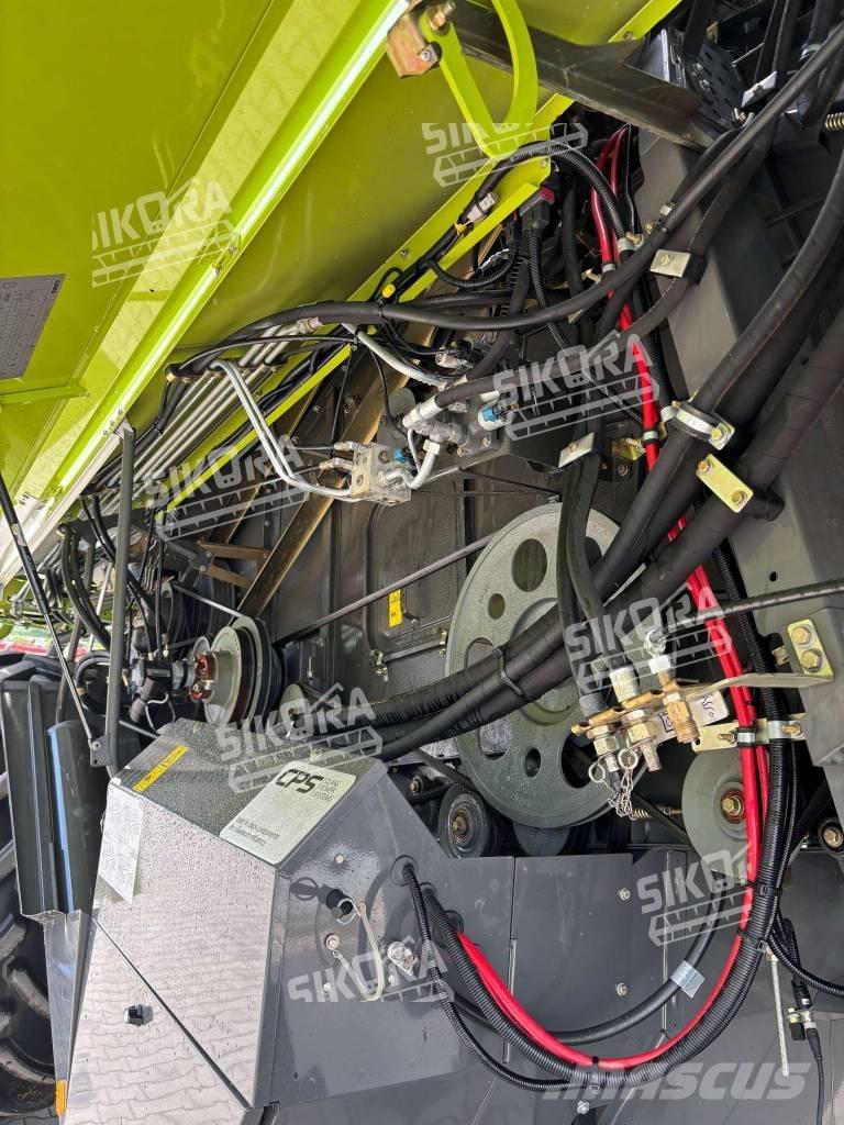 CLAAS Tucano 320 Ražas novākšanas kombaini