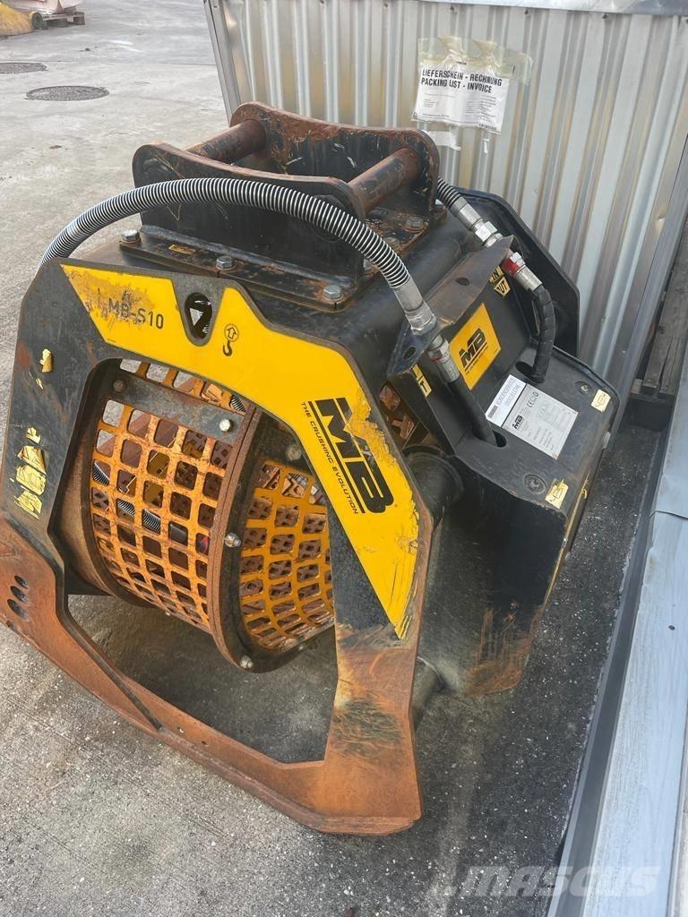MB Crusher S 10 Sieti
