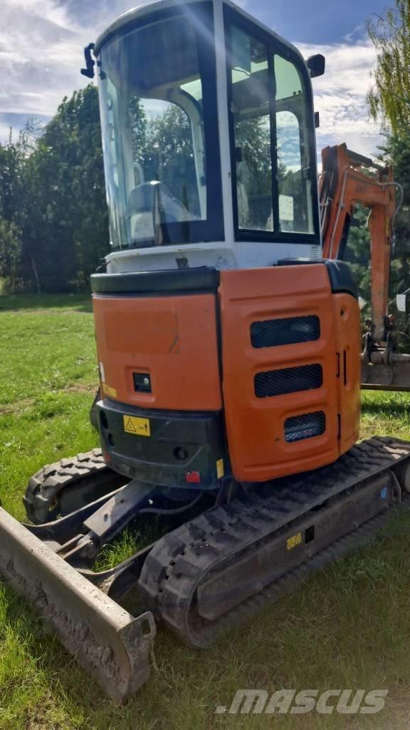 Hitachi ZX 26 Mini ekskavatori < 7 t
