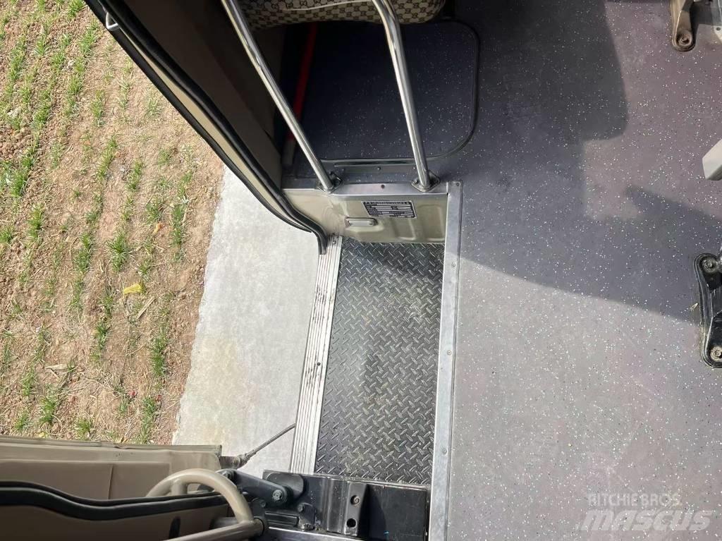 Toyota Coaster Starppilsētu autobusi