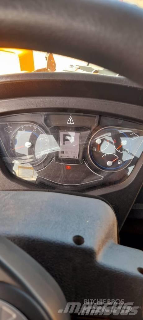 Hyundai HL 975 Iekrāvēji uz riteņiem