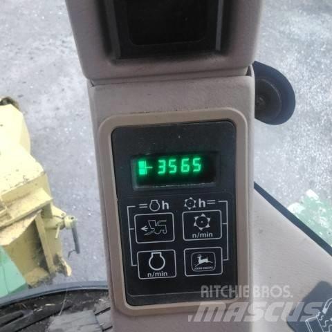 John Deere 6610 Lopbarības novācēji