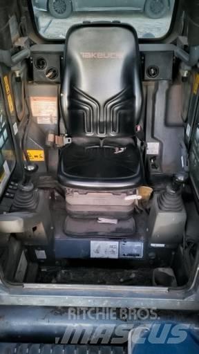 Takeuchi TL8 Lietoti riteņu kompaktiekrāvēji