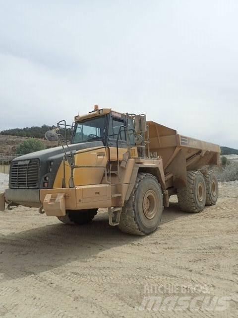 Komatsu HM400-5 Artikulētie pašizgāzēji
