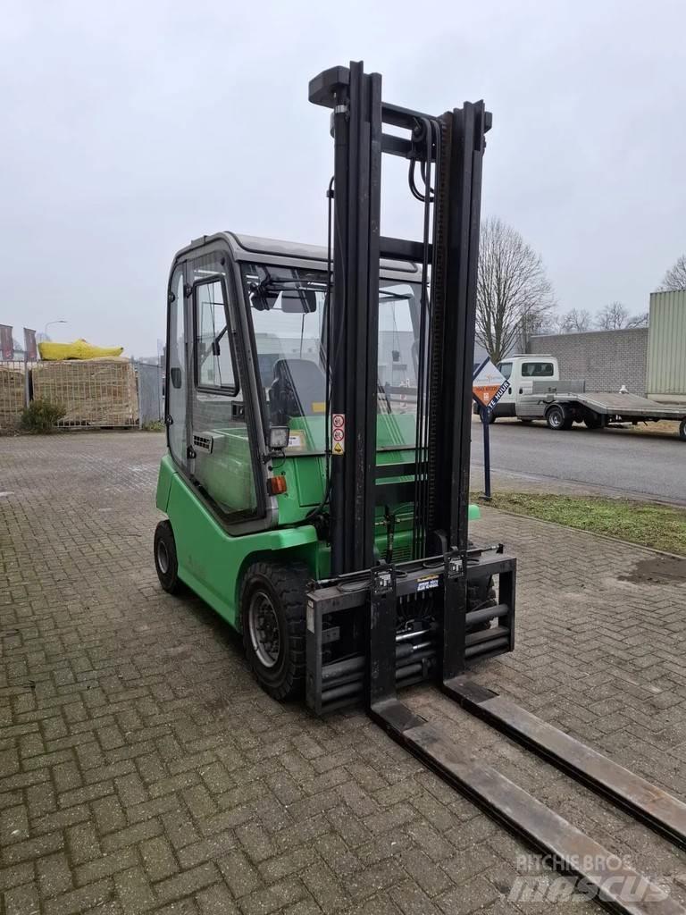 Cesab Mak400AC Elektriskie iekrāvēji