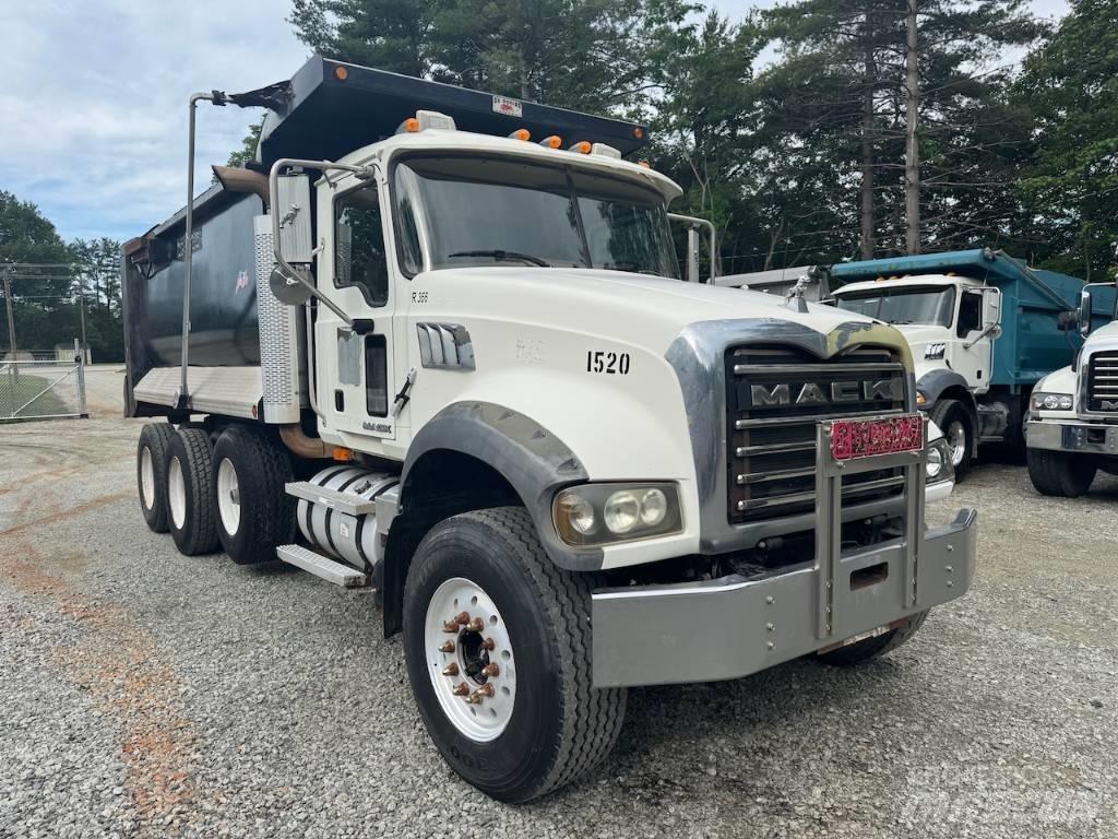 Mack Granite CTP 713 Pašizgāzējs