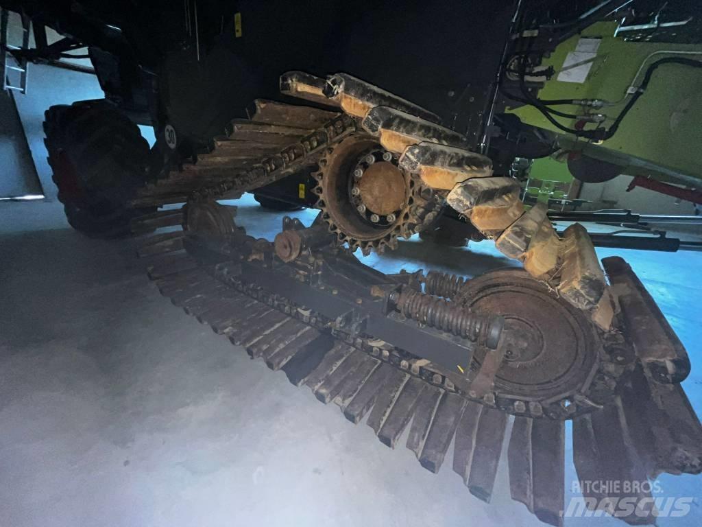 CLAAS LEXION 750 ACR Ražas novākšanas kombaini
