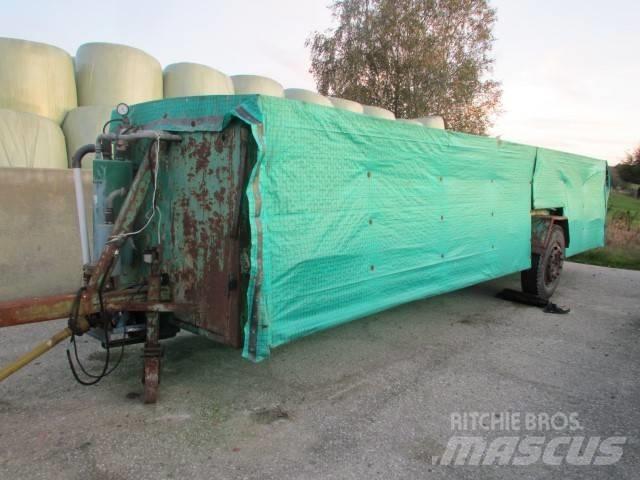  Melkwagen 6 Plätze Lauksaimniecība- Citi