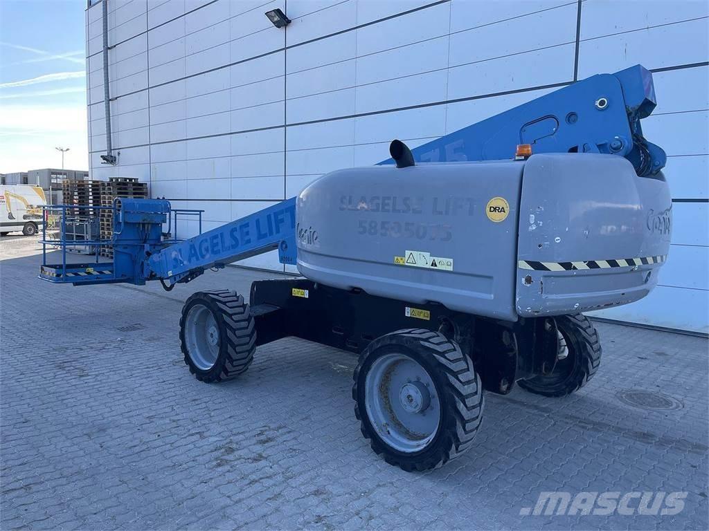 Genie S-60HC Strēles pacēlāji
