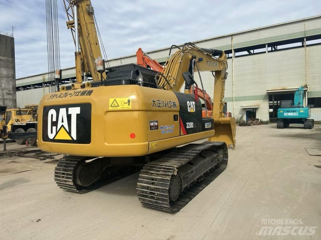 CAT 320 D Kāpurķēžu ekskavatori