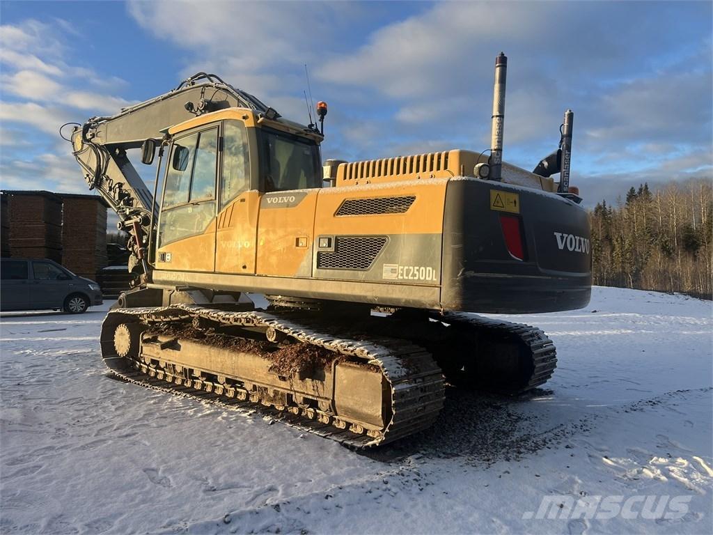 Volvo EC 250 D L Kāpurķēžu ekskavatori