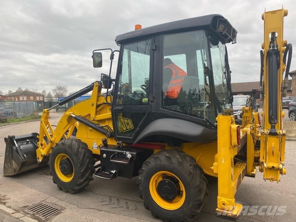 JCB 2 CX Ekskavatori-iekrāvēji