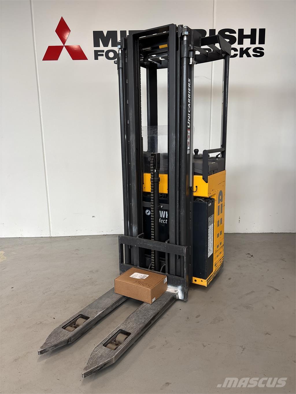 Atlet A160 Pašgājēji krautnētāji