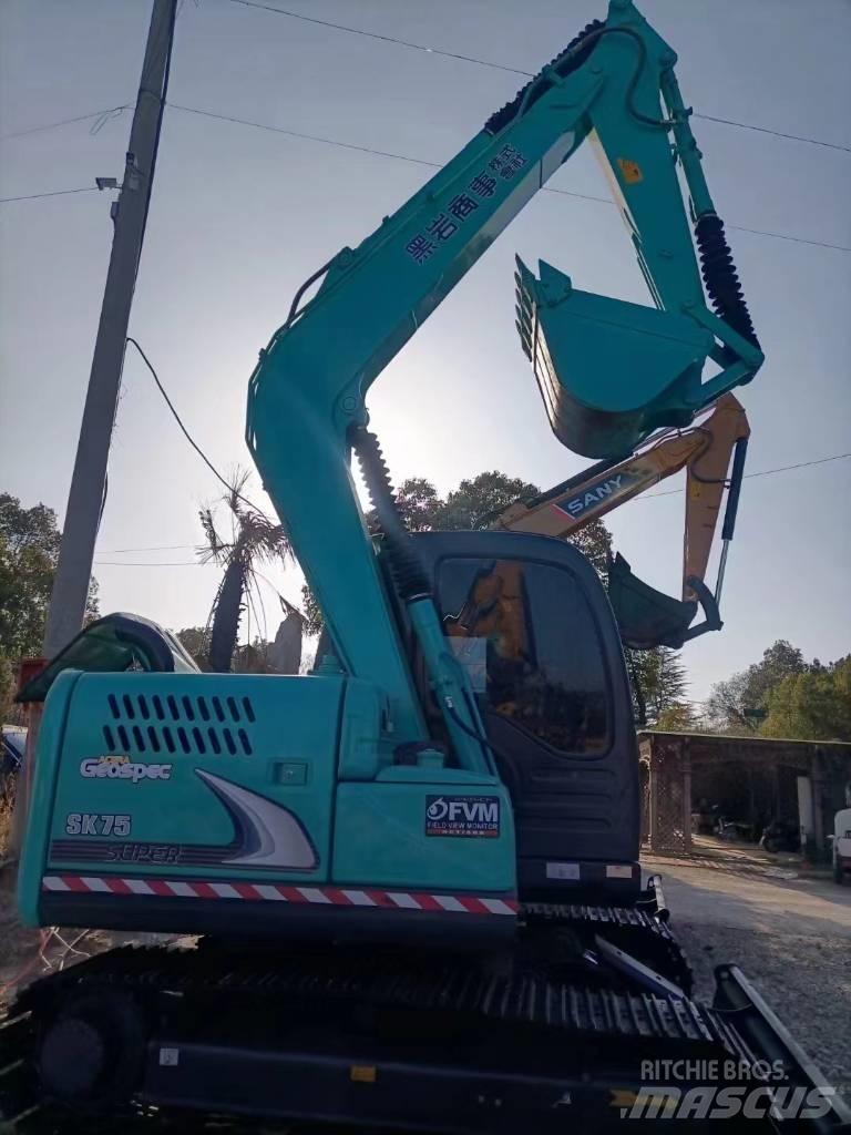Kobelco SK 75 Vidēja lieluma ekskavatori 7 t - 12 t