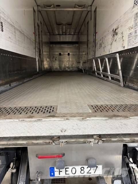 VAK V 5-40 Treileri ar ar temperatūras kontroli