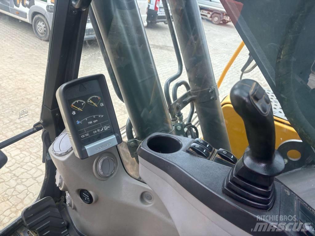 Volvo EC 220 D Kāpurķēžu ekskavatori