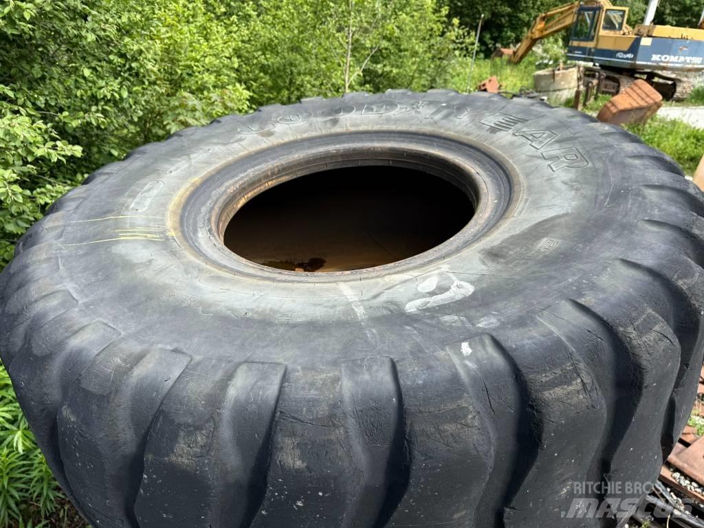 Goodyear 23,5R25 Riepas, riteņi un diski