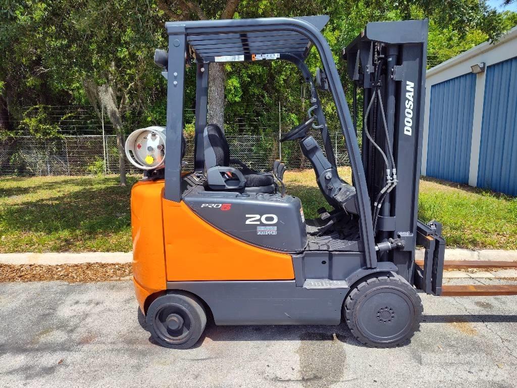 Doosan GC 20 SC-5 Autokrāvēji - citi