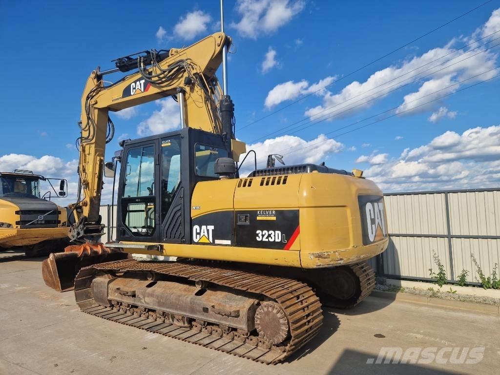 CAT 323D LRR * 2011r. * Kāpurķēžu ekskavatori